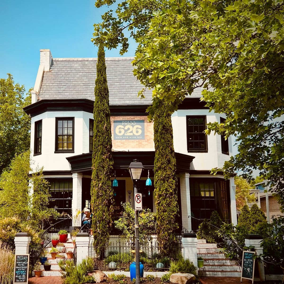 Press 626’s Victorian restaurant building in Norfolk, Virginia